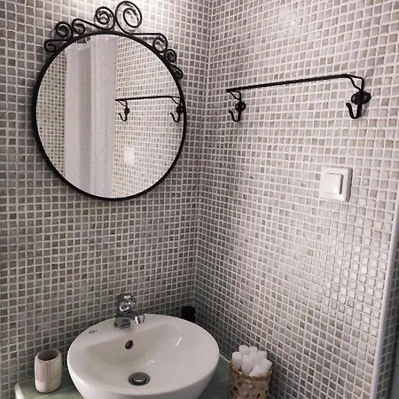 Apartamento Thalassa & *