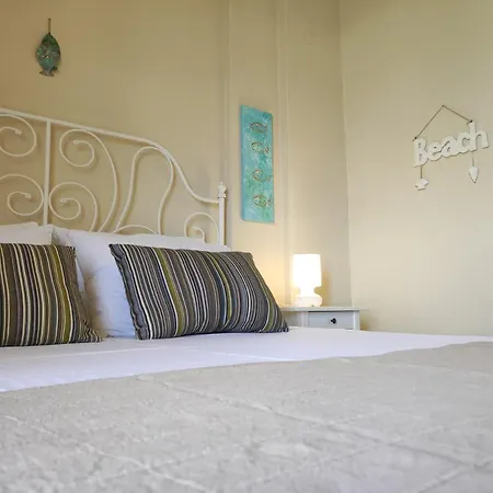 Apartamento Thalassa & *