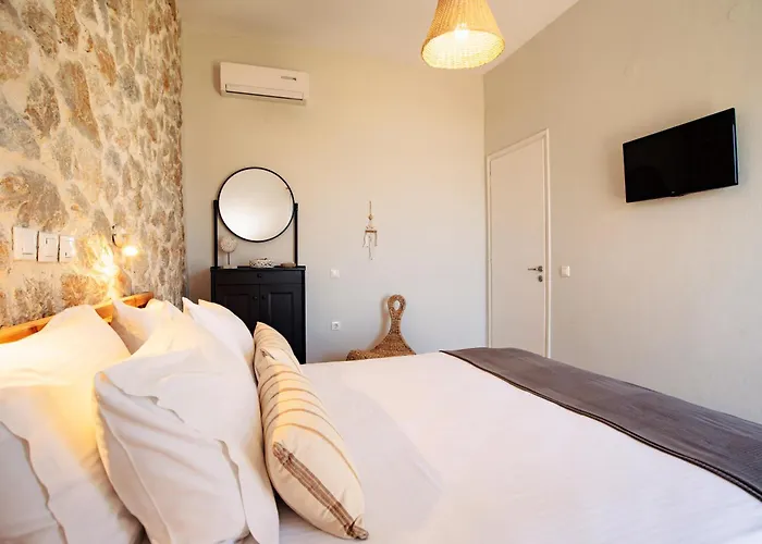 Thalassa & Apartament Kávos