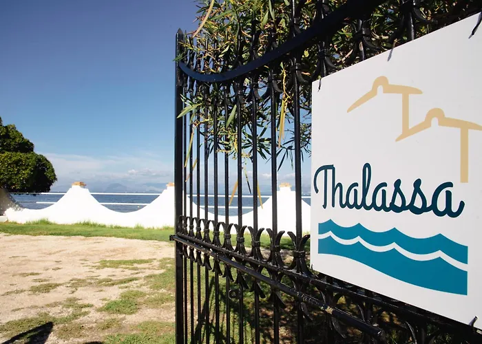 Thalassa & Kávos