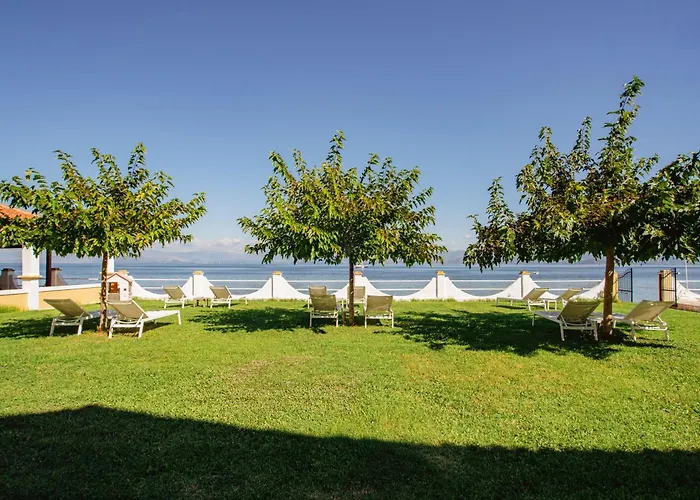 Thalassa &